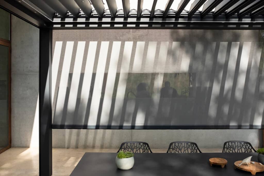 Bioklimatische Pergola Velvet Plus von Gibus: ein hohes Maß an Personalisierung für hochtechnologische, moderne und individuell gestaltete Außenbereiche. 5