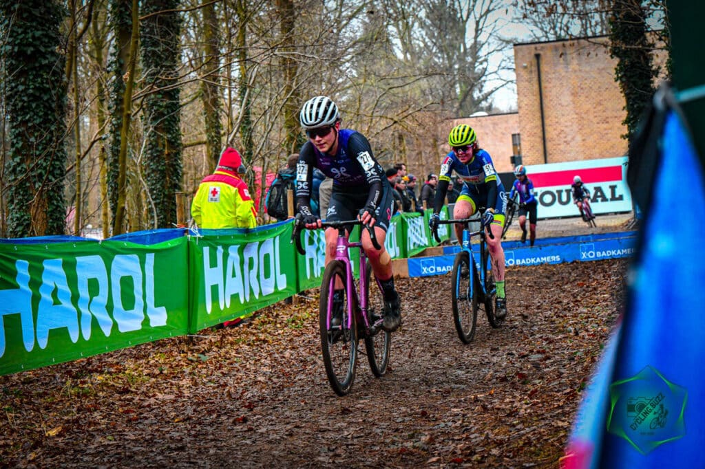 Harol extends partnership with X2O Bathrooms Trophy 3