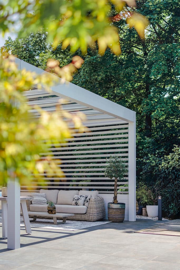 Terrassenüberdachungen von Deponti: flexible Lösungen, die zur Identität eines jeden Gastgewerbes passen 1