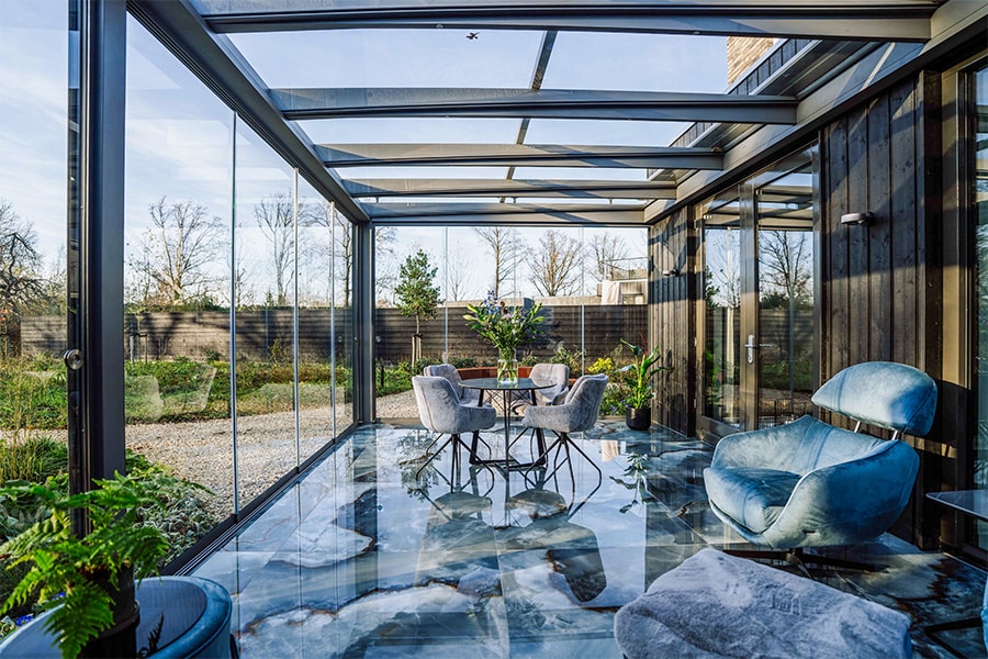 Gastgewerbebetriebe machen die Investition in eine Terrassenüberdachung schnell wieder wett. 3