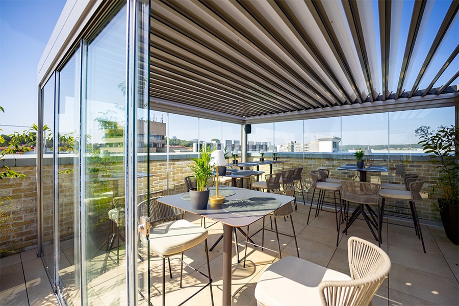 Gibus Stil und Technologie für eine vielseitige, coole und hochtechnologische Rooftop-Bar 3