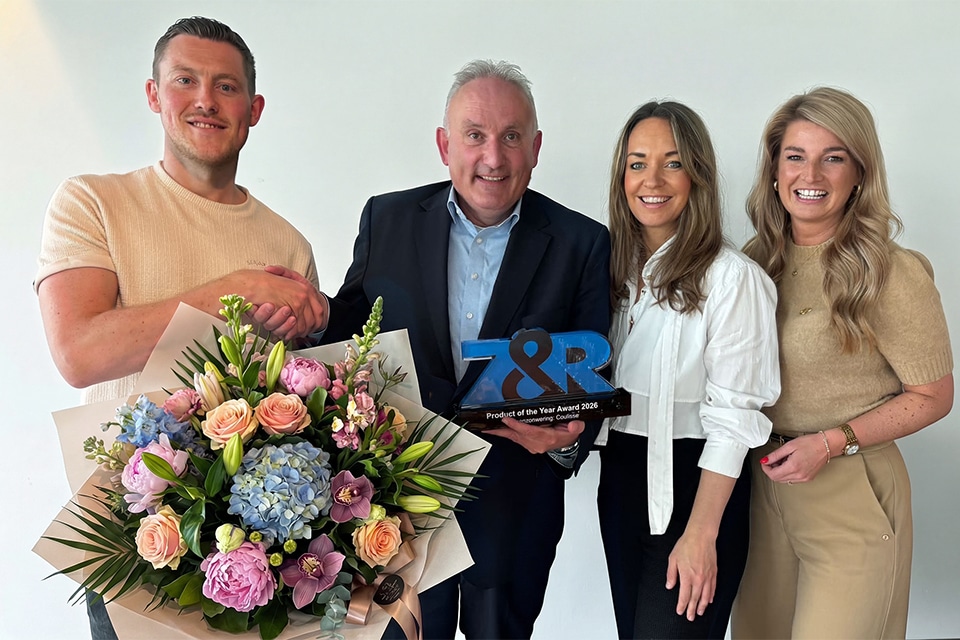 Coulisse uit Enter wint Z&R Award met Smart Frame het click-in 1